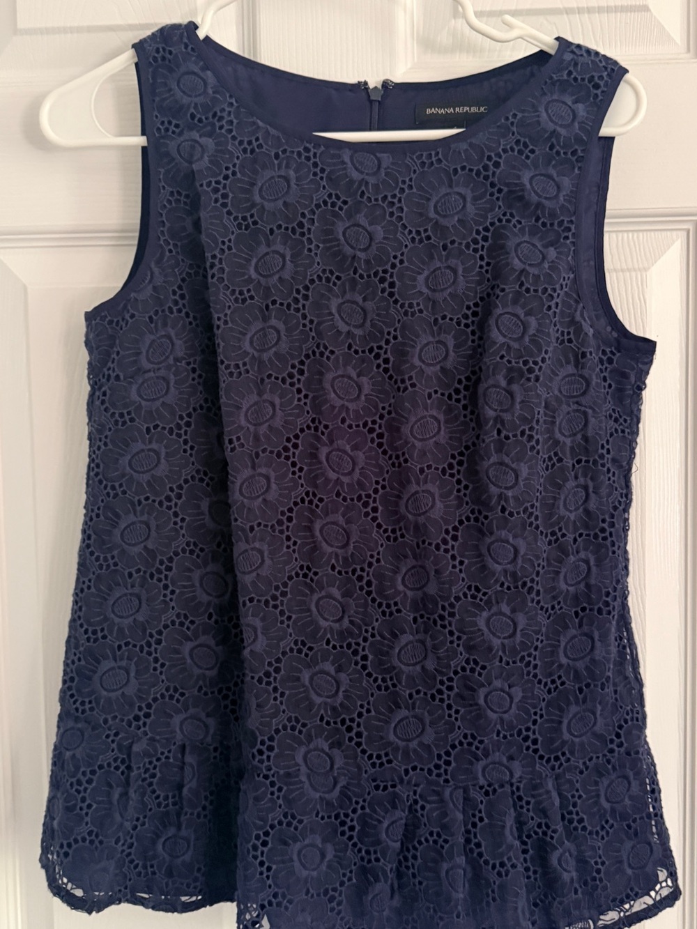 Banana Republic Navy Blue Lace Sleeveless Shell Top